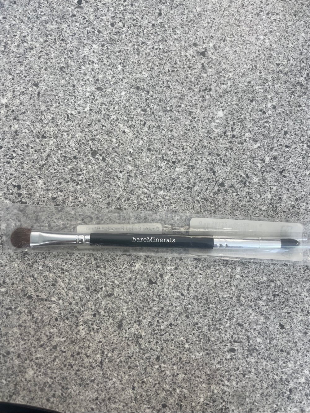 bareMinerals Dual-Ended Eyeshadow Brush - Black